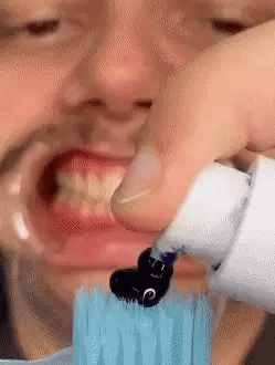 Pastă pentru albirea dinților™ - clicksmile.net 